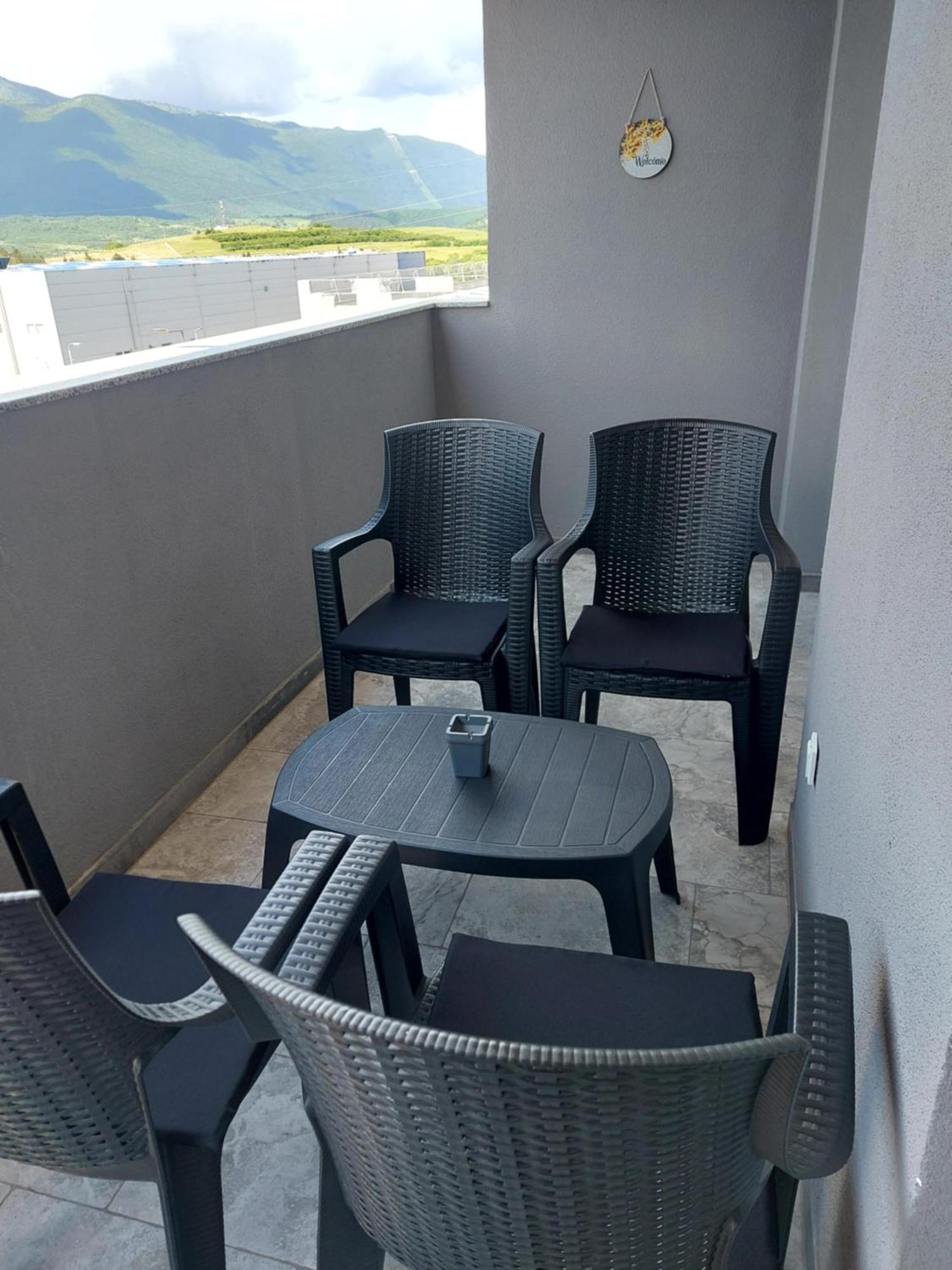 Pinocchio Apartment บีฮัช ภายนอก รูปภาพ